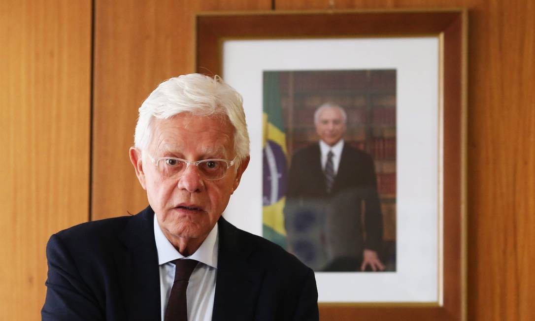 Governo pode rever carga tributária de combustíveis para ...