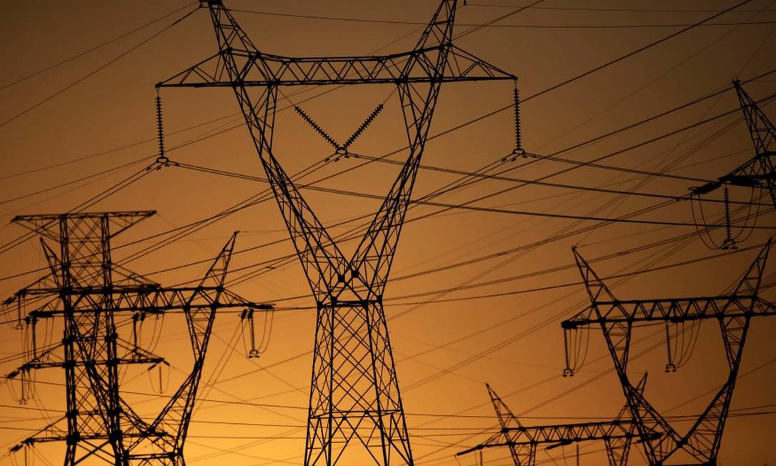 Linhas de transmissão de energia elétrica Foto: Ueslei Marcelino / Reuters