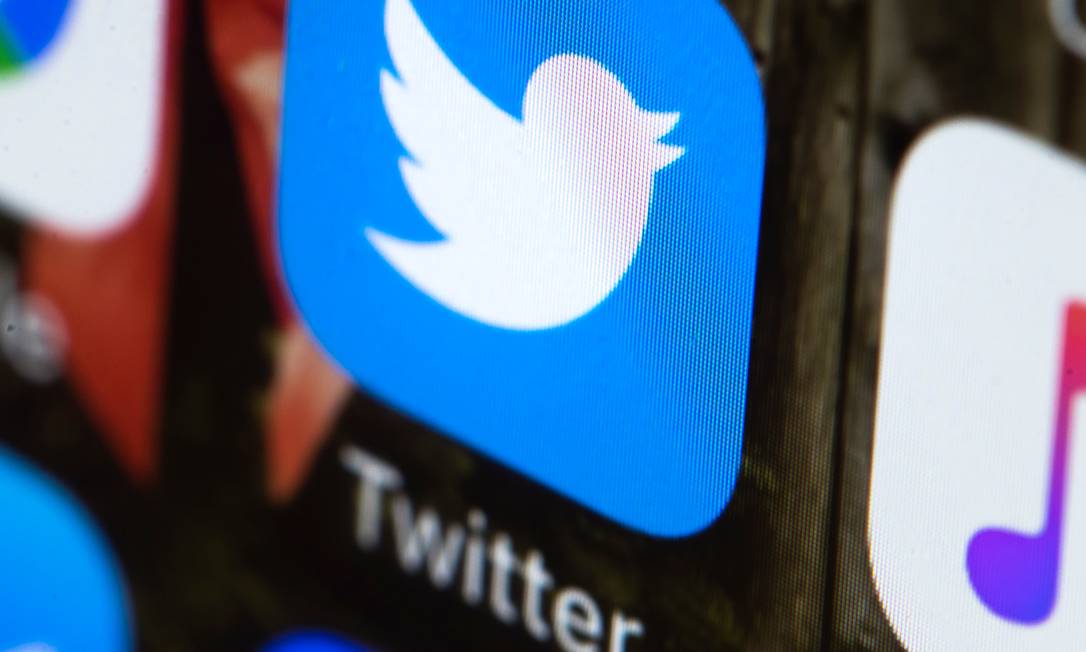Após ataque de hackers, ações do Twitter chegaram a cair 4% em Wall Street Foto: Matt Rourke / AP