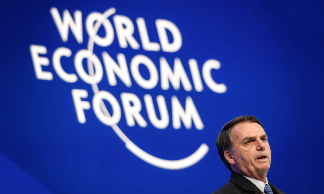 O presidente Jair Bolsonaro em sua primeira participação no Fórum Econômico Mundial, em Davos Foto: FABRICE COFFRINI / AFP