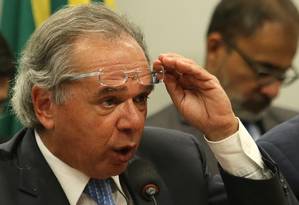 O ministro da Economia, Paulo Guedes, na Comissão Mista do Orçamento Foto: Jorge William / Agência O Globo