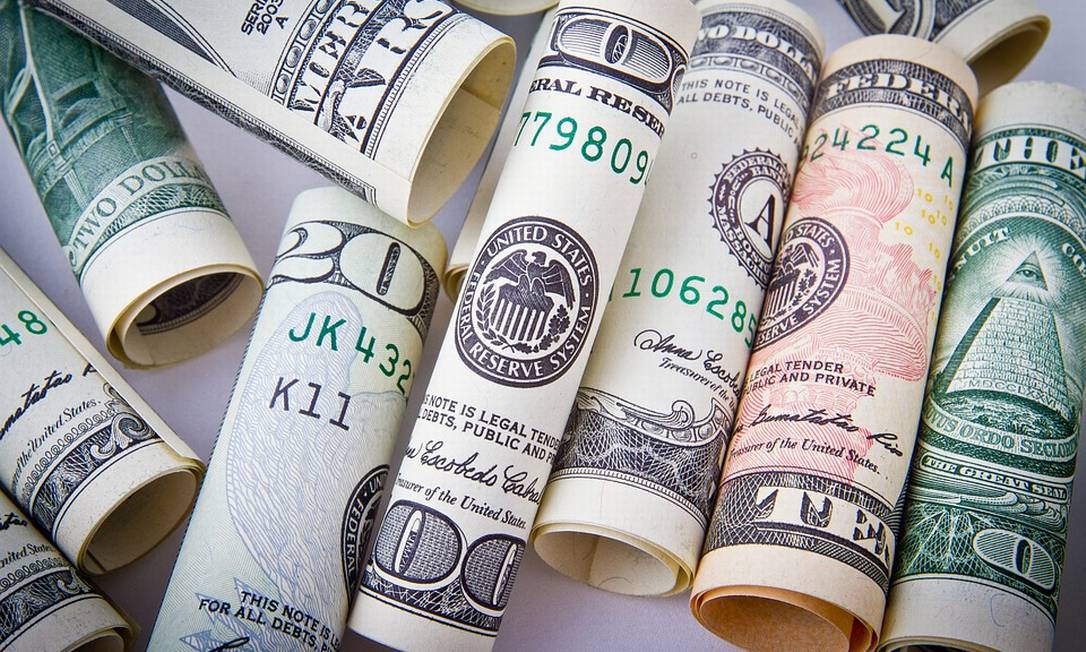 Notas de dólar: moeda americana Foto: Pixabay