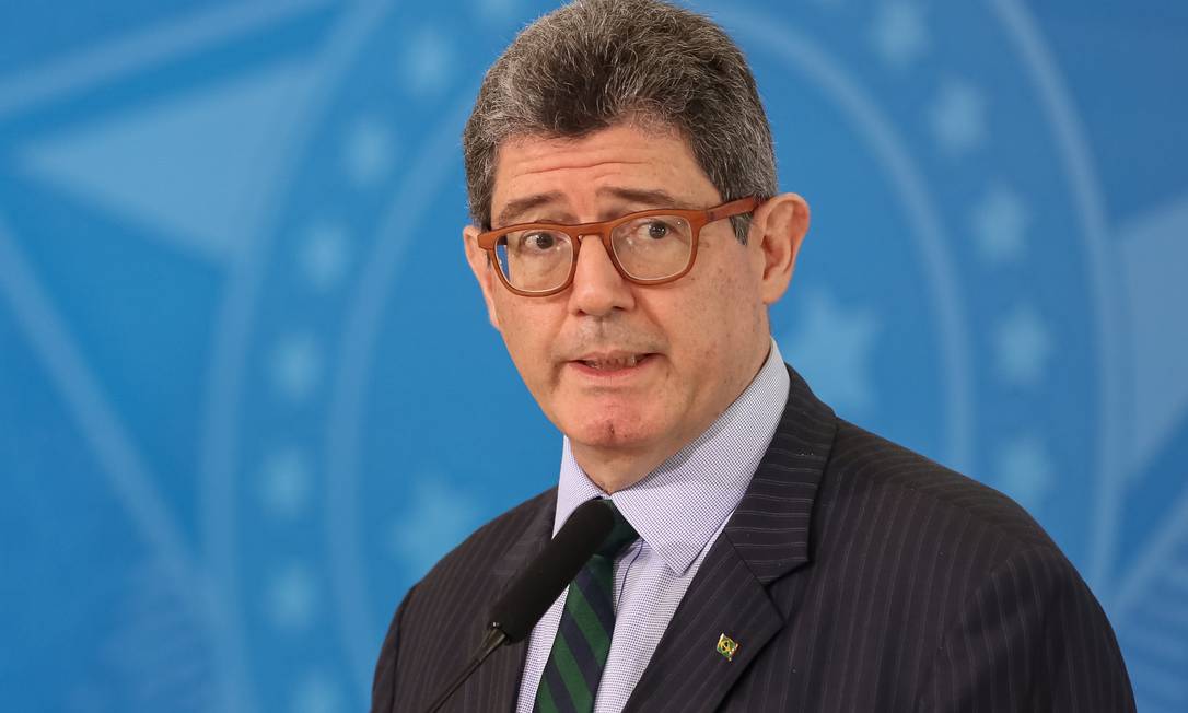 Joaquim Levy pede demissão do BNDES Foto: Agência O Globo