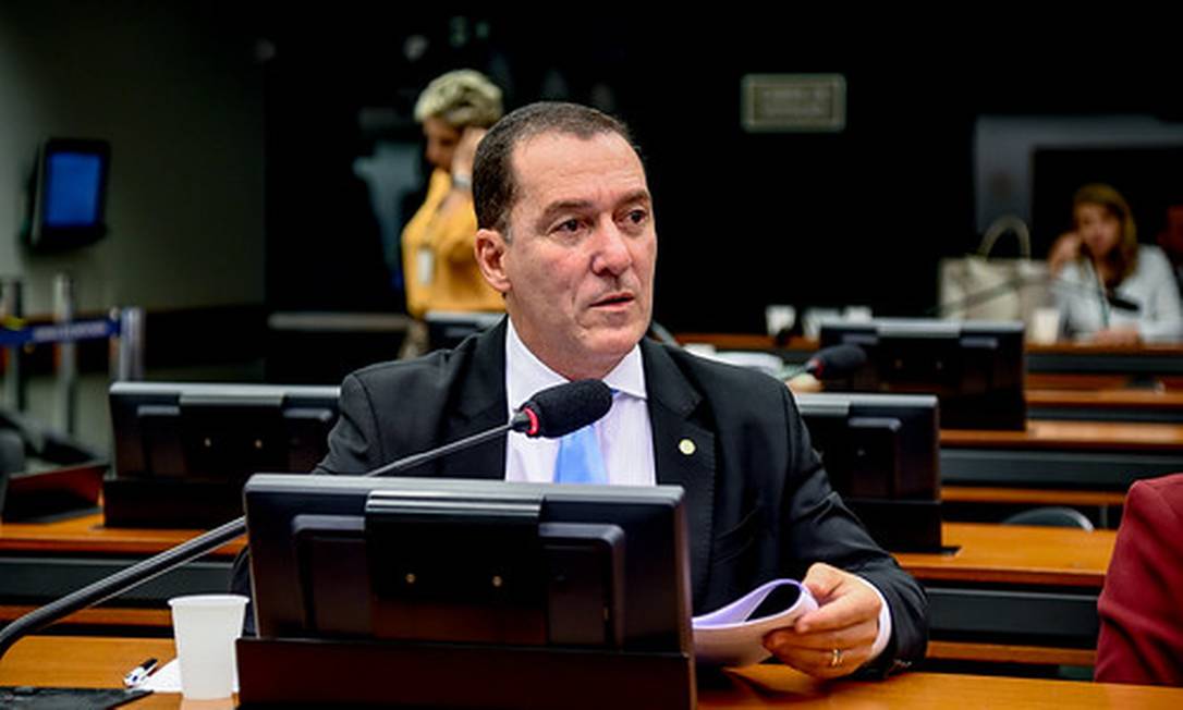 O deputado Vinicius de Carvalho (PRB-SP) durante sessão em comissão da Câmara. Foto: Reprodução/Facebook