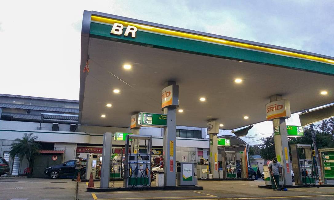 Petrobras vai vender seus postos de gasolina, mas bandeira BR será mantida Foto: Gabriela Fittipaldi / Agência Globo