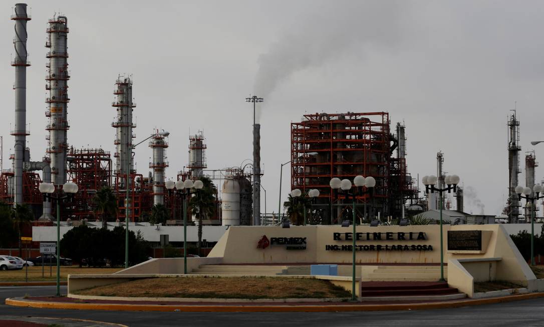 Petroleira do México confirma descoberta de jazida gigante de 500 milhões  de barris de petróleo - Jornal O Globo