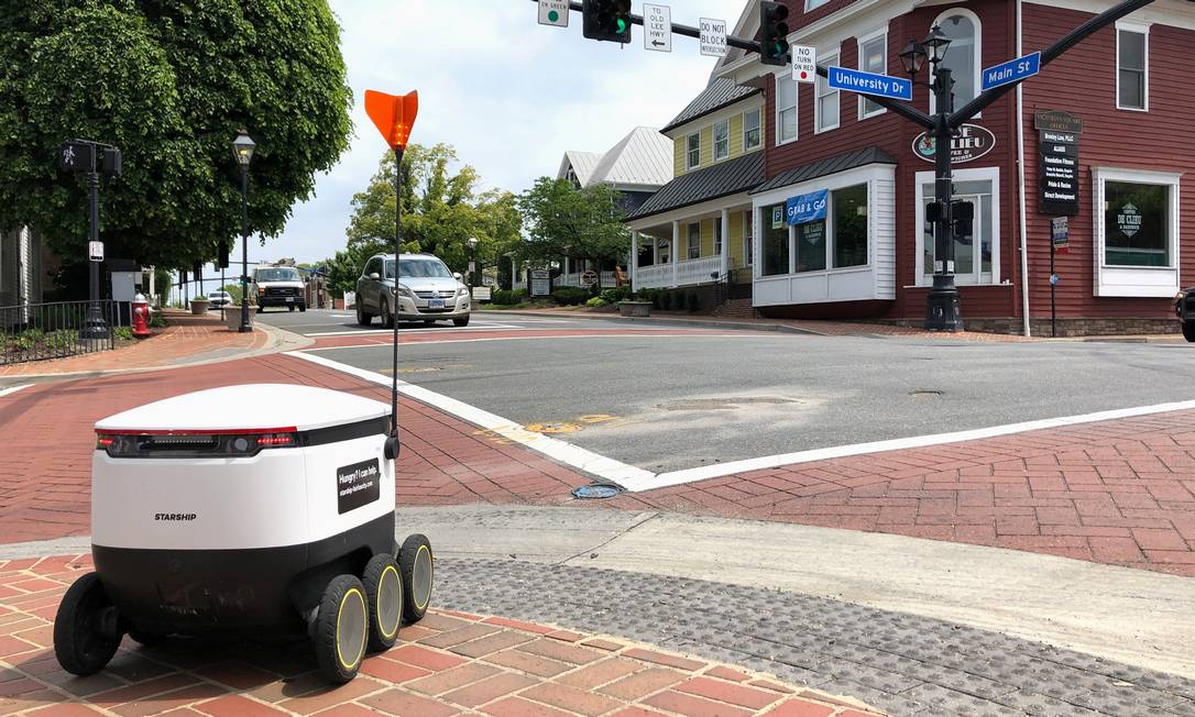 Covid-19 abre caminhos para veículos autônomos, e vans-robôs já fazem  entregas em centros urbanos - Jornal O Globo