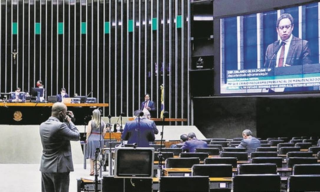 Votação da medida provisória 936 na Câmara: em vigor desde abril, texto agora segue para o Senado Foto: Najara Araújo/Câmara dos Deputados