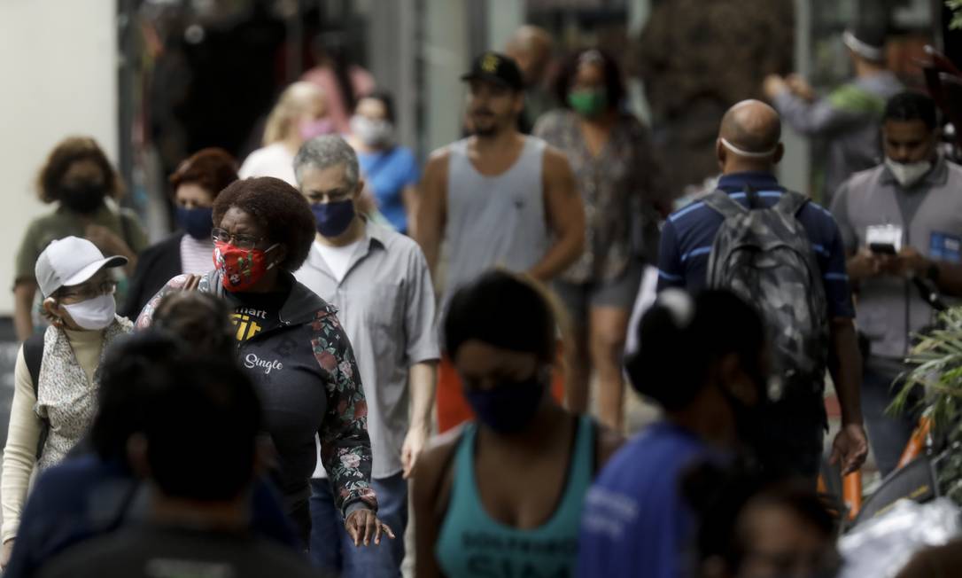 Bilionários latino-americanos ficaram imunes à crise econômica provocada pela pandemia do coronavírus, enquanto milhares perderam seus empregos Foto: Gabriel de Paiva / Agência O Globo