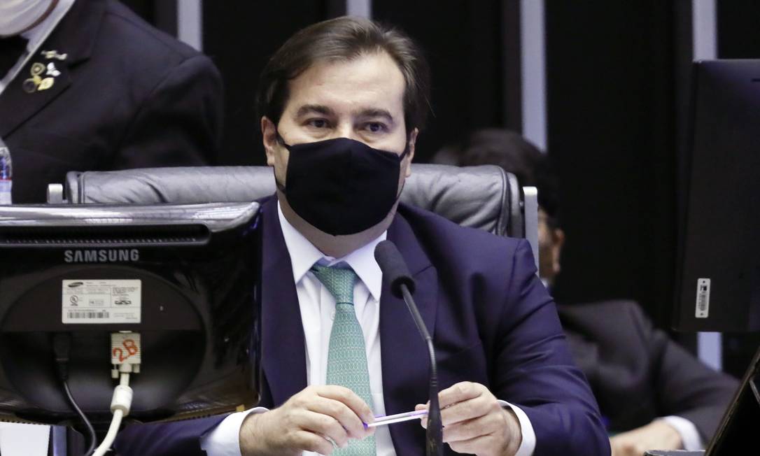 Rodrigo Maia defende corte de gastos públicos para financiar desoneração da folha Foto: Agência O Globo