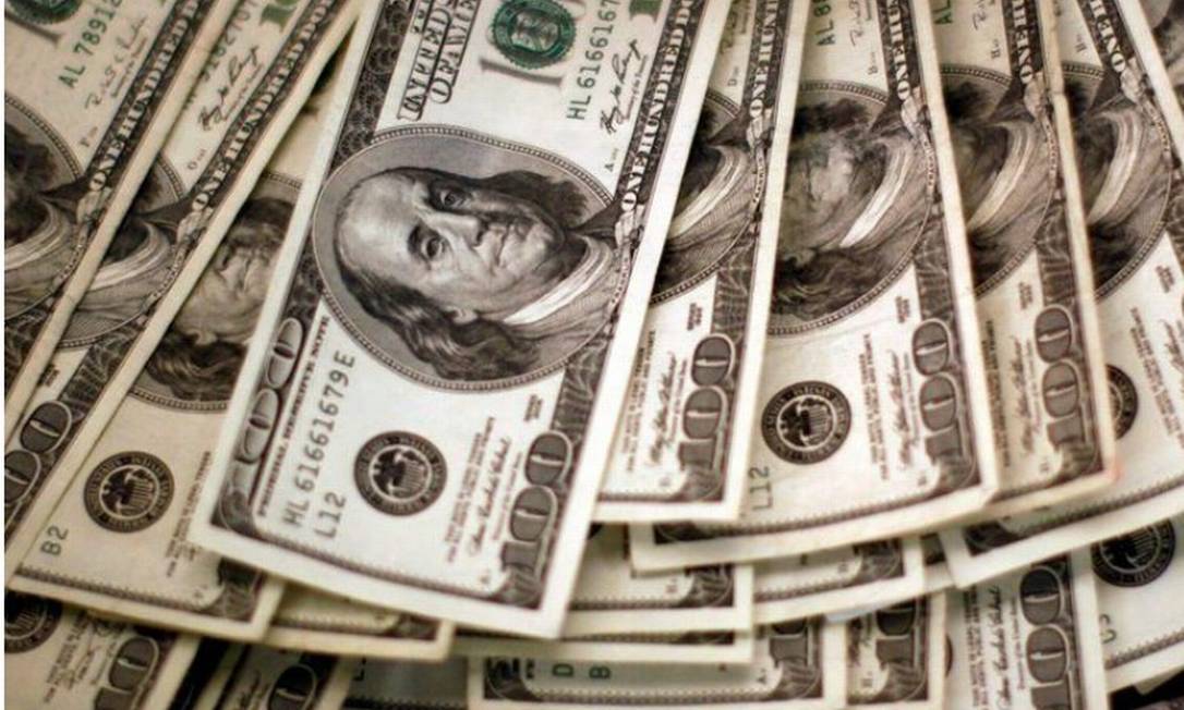 Moeda americana chegou a ser cotada abaixo de R$ 5 esta semana. Foto: Reuters