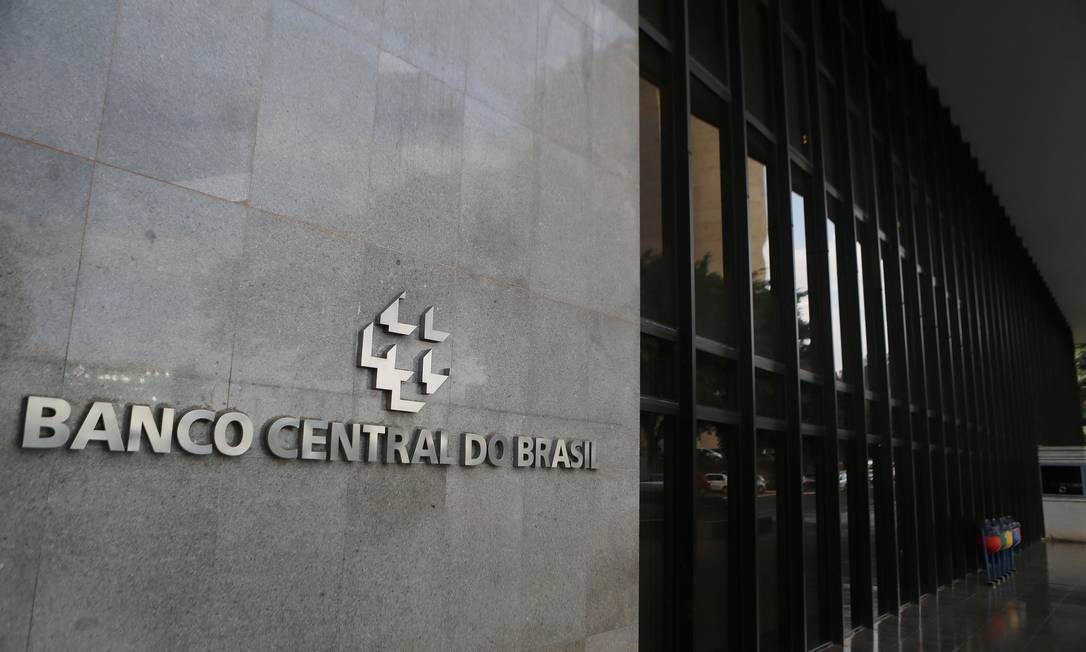 Riscos fiscais impactaram na decisão de subir os juros, de acordo com a ata do Copom Foto: Jorge William / Agência O Globo