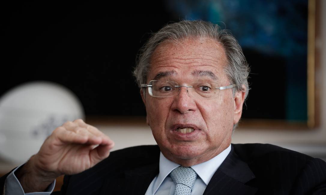 Guedes diz que 'não dá muita bola' para o FMI e chama previsões de 'lambança’ Foto: Pablo Jacob / Agência O Globo