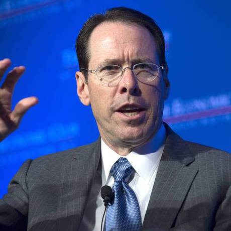Randall Stephenson, presidente da AT&T, anunciou aposentadoria em 2020 Foto: AFP