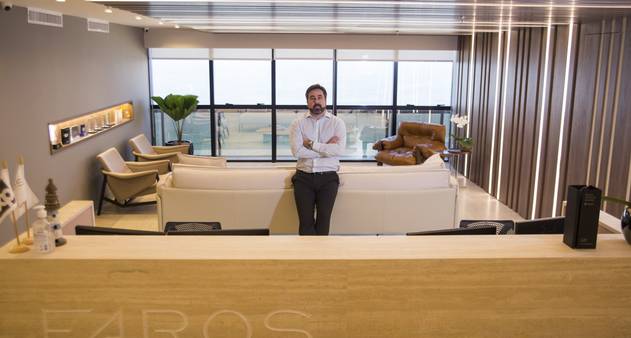 Em novo capítulo da guerra entre XP e BTG, agentes autônomos são cobiçados e se tornam corretoras - Vimarsana News