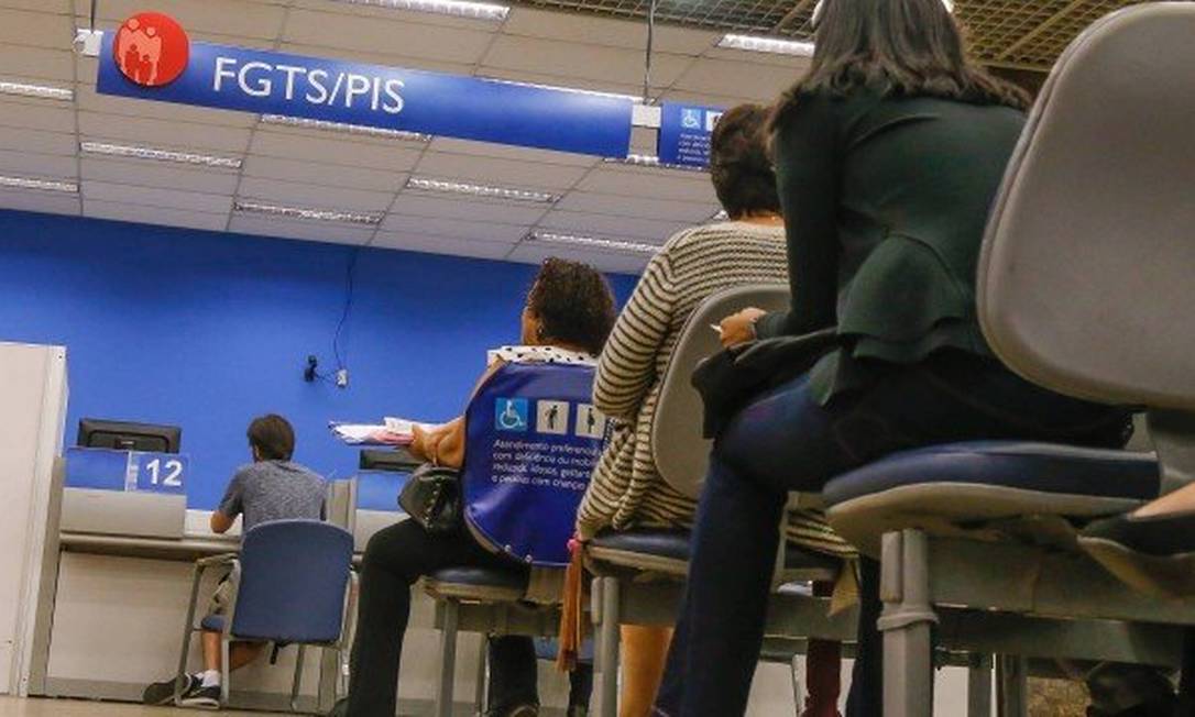 FGTS: Na crise, empréstimos garantidos pelo saque-aniversário superam R$ 24 bi. Foto: Agência O Globo