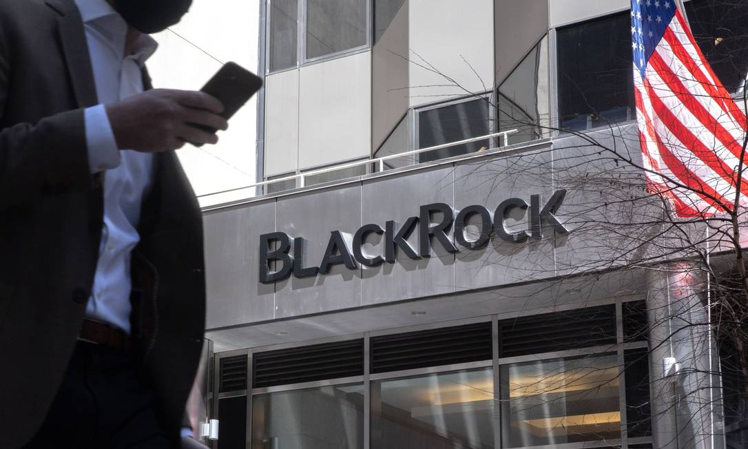 BlackRock adia planos de retorno de funcionários aos escritório Foto: Jeenah Moon / Bloomberg