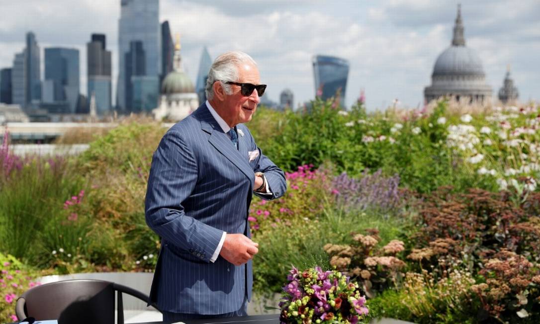 O Príncipe Charles visita o jardim na cobertura do Plumtree Court, sede do Goldman Sachs em Londres Foto: Bloomberg