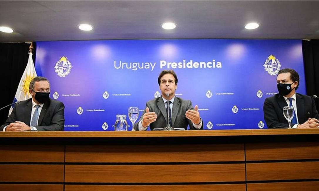 O presidente do Uruguai, Lacalle Pou, durante coletiva de imprensa onde anunciou os avanços para fechar um acordo comercial com a China
Foto: El País/GDA