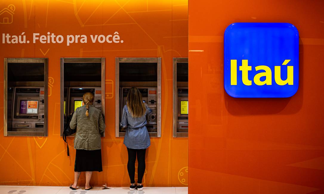 Itaú anuncia PDV: adesão começa em março Foto: Hermes de Paula / Agência O Globo