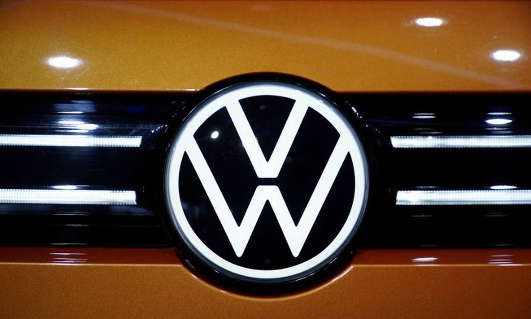 Para a Volkswagen, falta global de chips não acaba em 2022, mas pode diminuir um pouco no segundo semestre Foto: Reuters