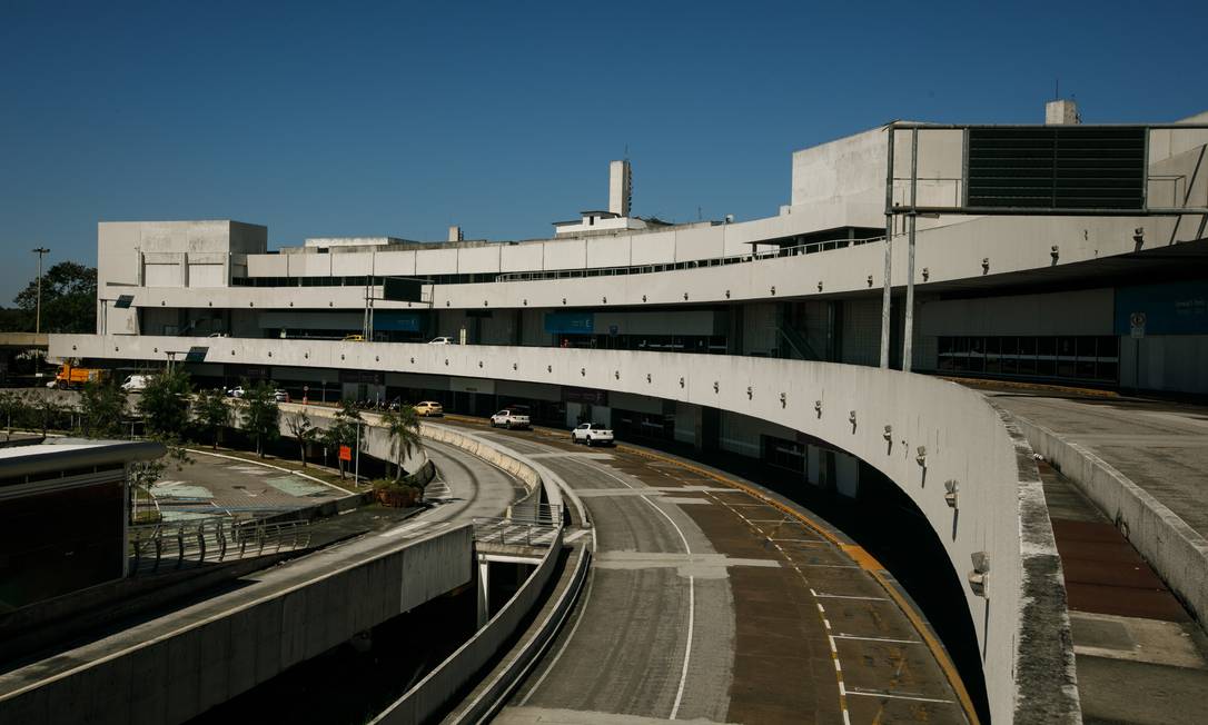 Aeroporto Internacional do Rio de Janeiro, com o Terminal 1 vazio Foto: Brenno Carvalho / Agência O Globo/20-8-2021