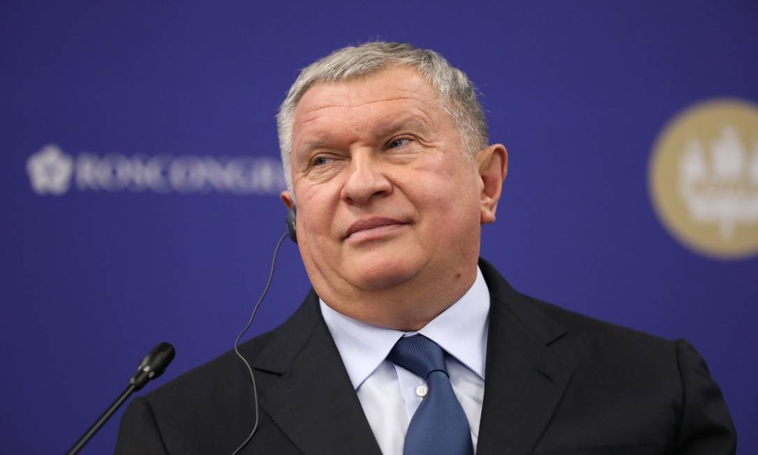 Igor Sechin, presidente-executivo da Rosneft, a gigante estatal russa do petróleo Foto: Andrey Rudakov / Bloomberg