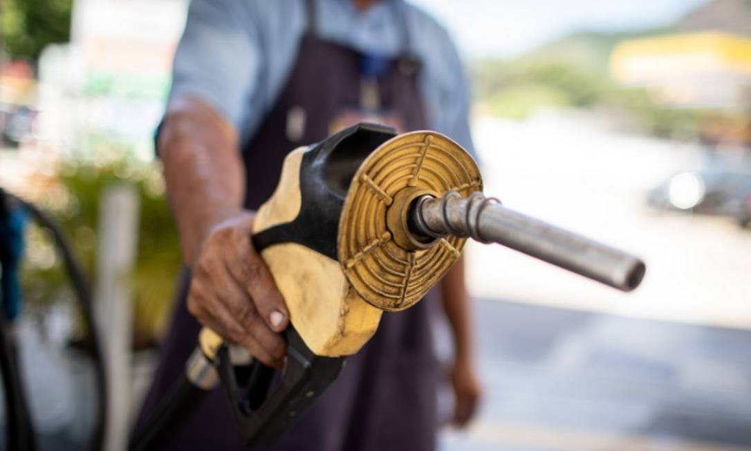 Preço de gasolina teve forte alta nos últimos meses Foto: Brenno Caervalho/Agência O Globo