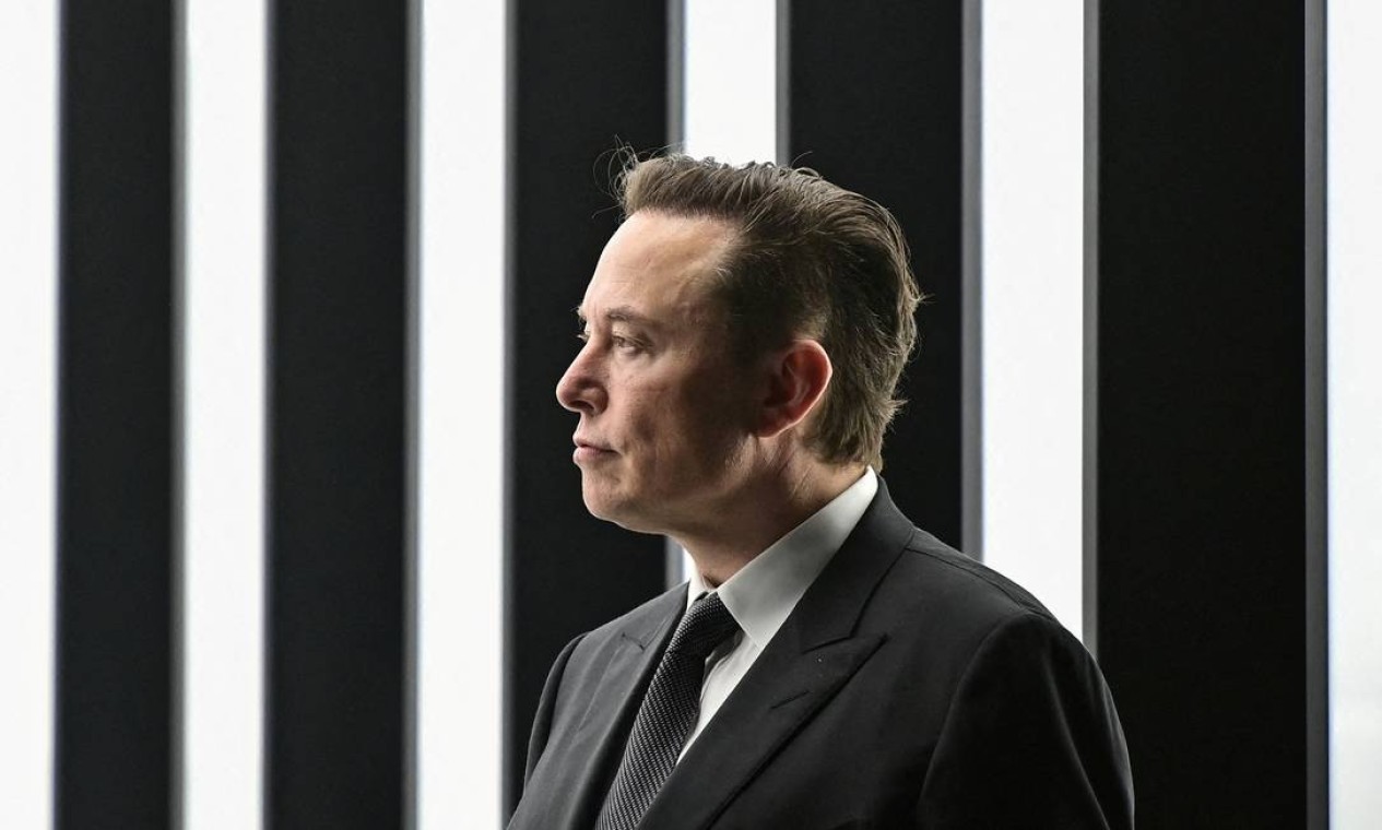 Elon Musk - Em 2022, sua fortuna é avaliada em US$263 bilhões. Deve conquistar seu primeiro trilhão em 2024, aos 52 anos Foto: POOL / via REUTERS