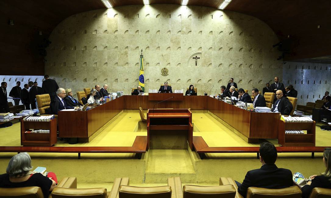 Sessão no plenário do Supremo Tribunal Federal (STF) Foto: Jorge William / Agência O Globo