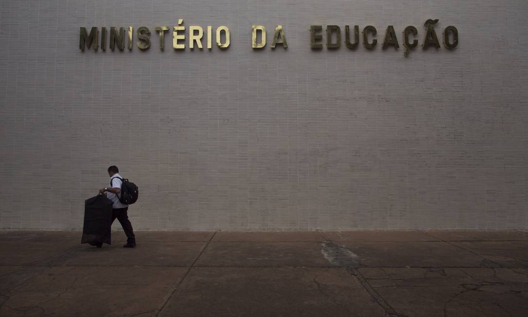 Decreto determinou a extinção de todas as funções gratificadas de universidades federais criadas em 2018 Foto: Daniel Marenco / Agência O Globo