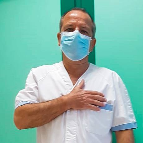Dante Baldi, na Policlínica Gemelli, o maior hospital de Roma. Vírus em mutação já infecta crianças e jovens. Foto: Arquivo pessoal