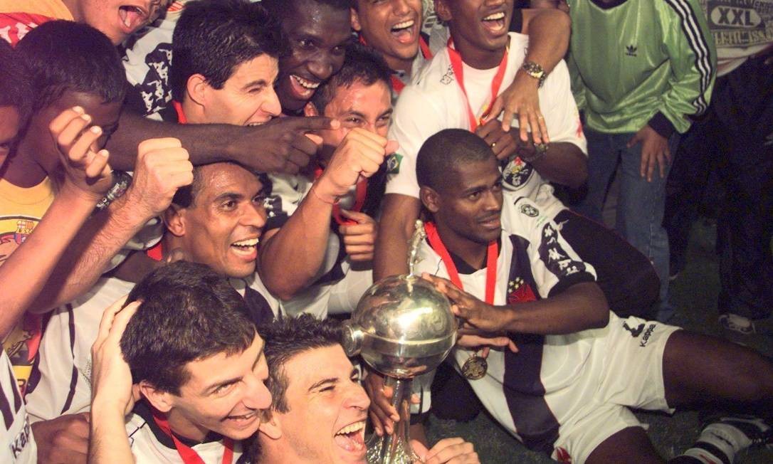 Recordar é viver há 17 anos, Vasco era campeão da Libertadores Jornal O Globo