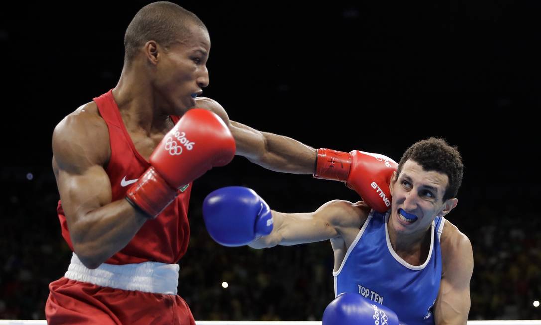 Robson Conceição Conquista Ouro Inédito No Boxe Para O Brasil - Jornal ...