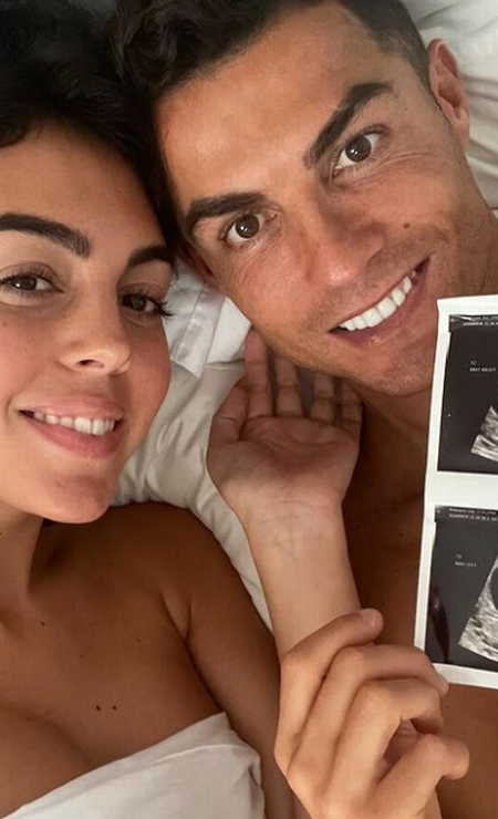 Cristiano Ronaldo e Georgina anunciaram gravidez de gêmeos em outubro de 2021 Foto: Reprodução/ Instagram/ 28.10.2021