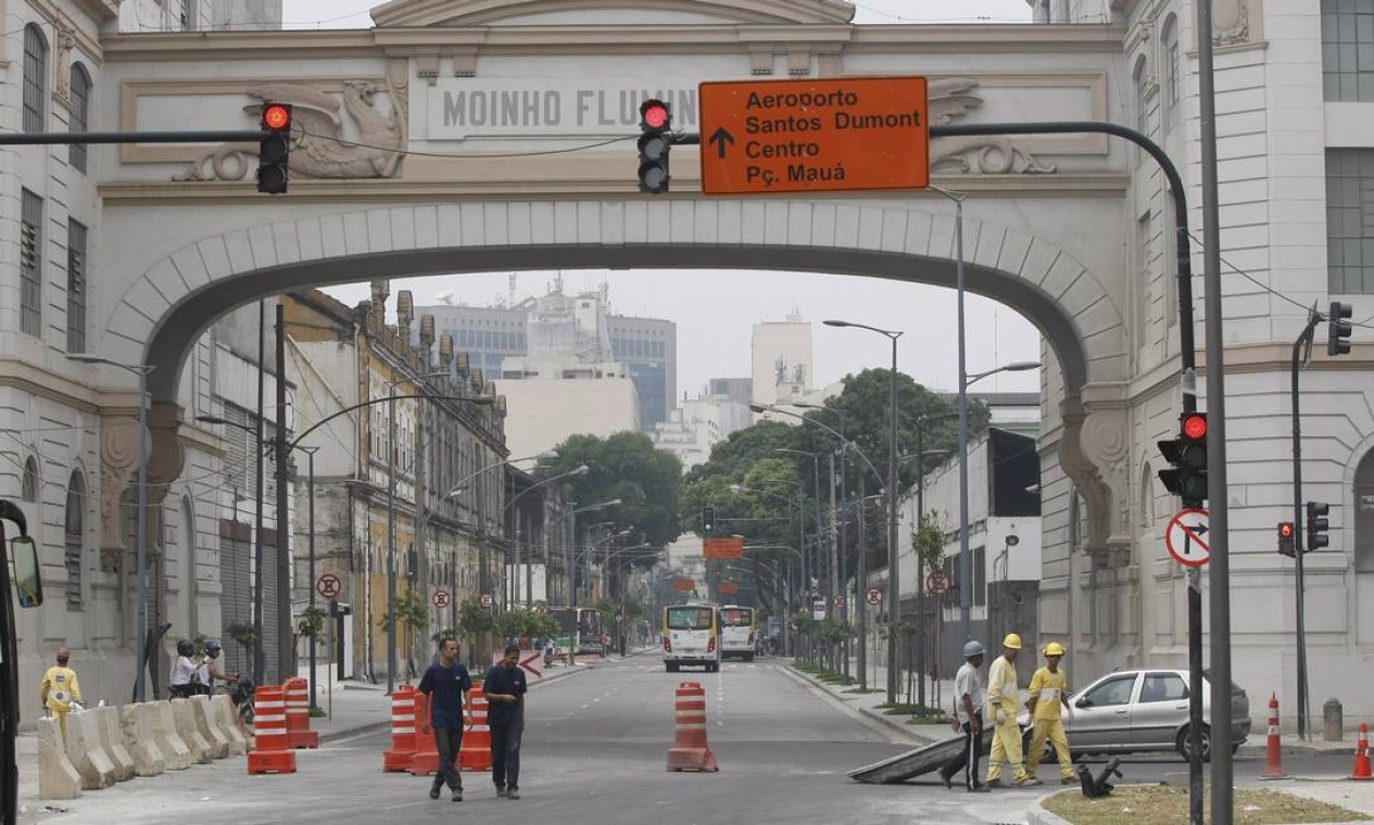 Binário será nova ligação entre a Zona Portuária e a Praça Mauá Foto: Pablo Jacob / Agência O Globo