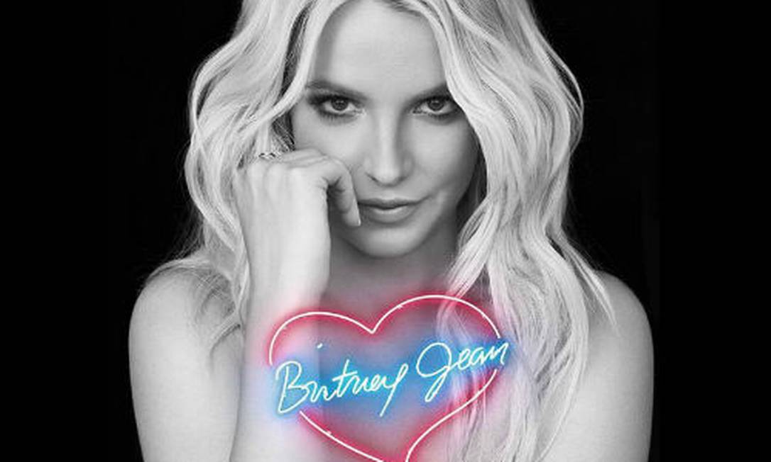 
Além da mensagem para os fãs, Britney mostrou também a capa de seu próximo disco
Foto: Divulgação