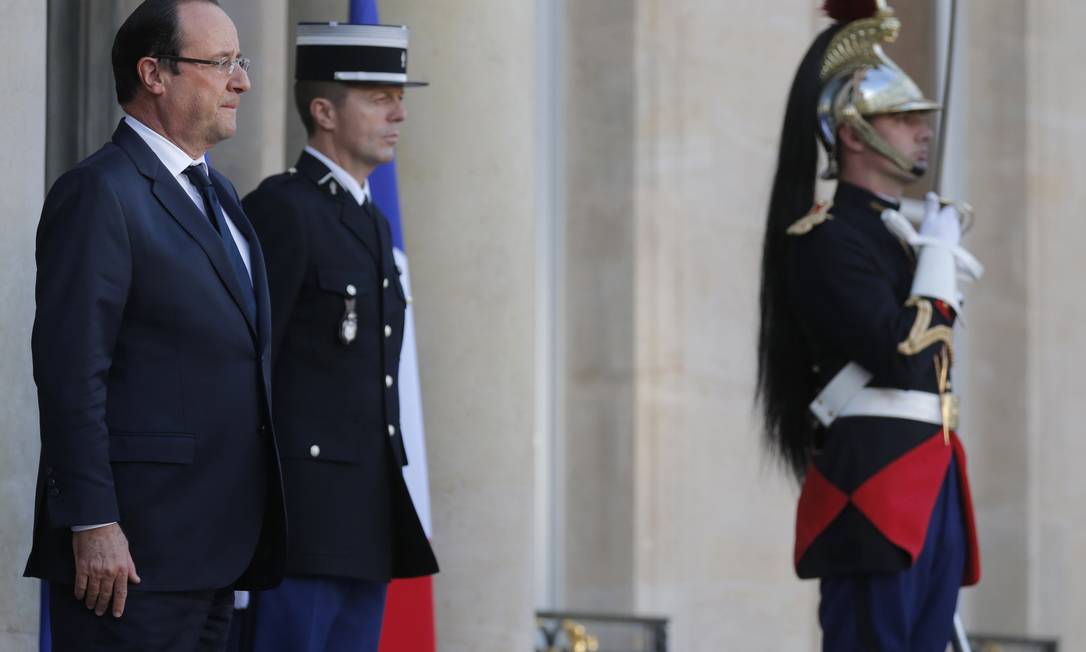 
Francois Hollande no Palácio do Eliseu, em Paris
Foto: CHRISTIAN HARTMANN / REUTERS