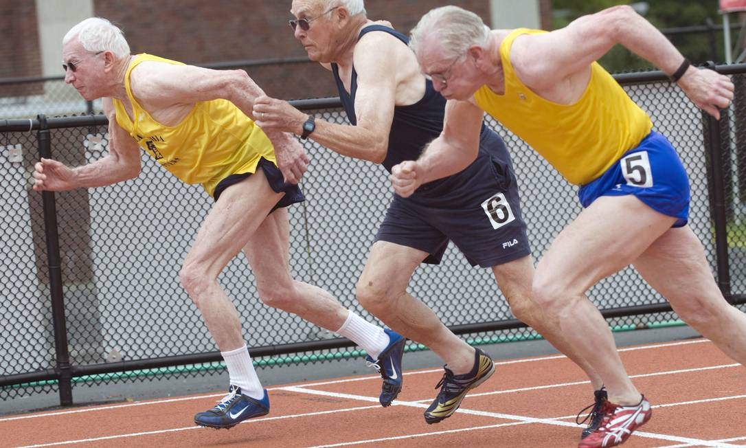 
Idosos participam de competição de corrida nos EUA: exercícios aeróbicos não só melhoram saúde física como também a mental de pessoas com idade mais avançada
Foto: Angela Jimenez/The New York Times