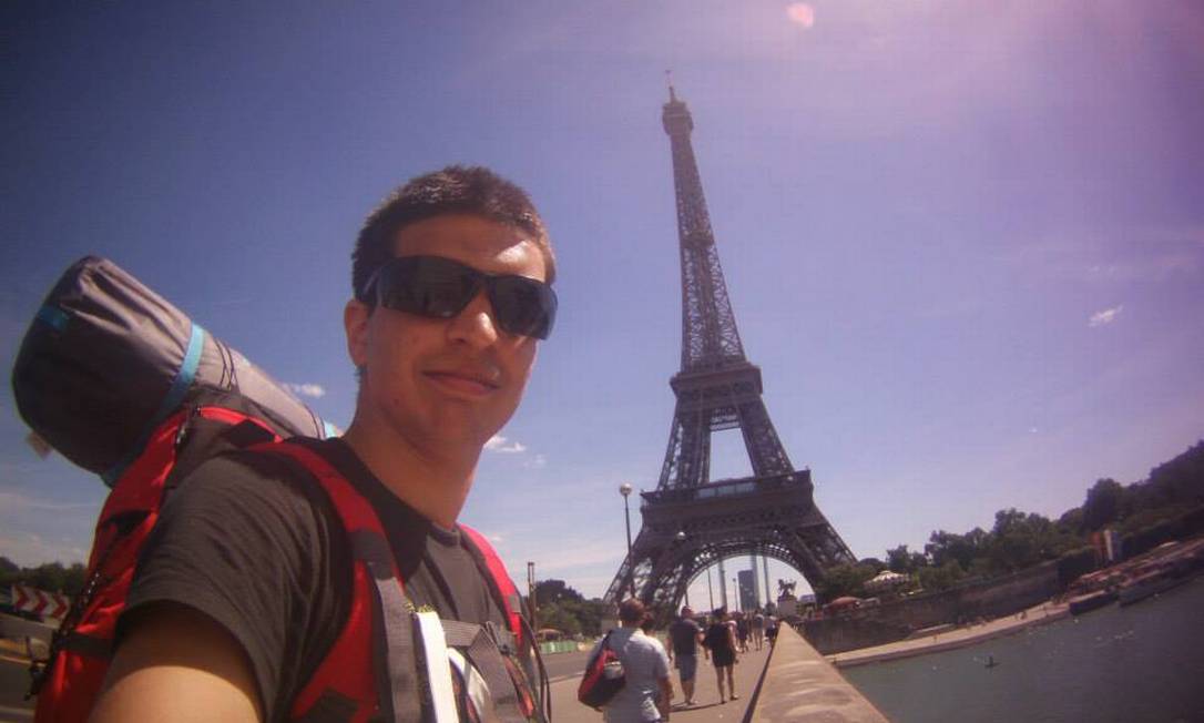 
Diogo Bhovan no quinto dia de viagem, em Paris
Foto: Facebook / Reprodução