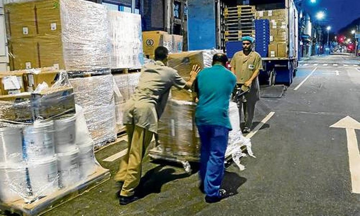 Prefeitura muda horário de carga e descarga em vias no Rio Jornal O Globo