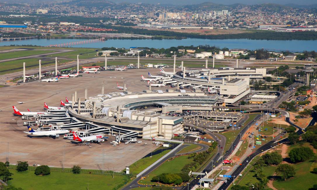 Galeão. O Aeroporto Internacional do Rio de Janeiro, cujos principais entraves são de gestão, deverá apresentar melhorias Foto: Genilson Araújo