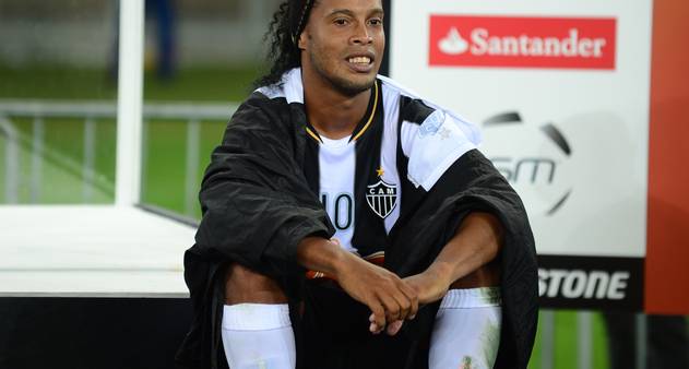 未使用☆1PIU1UGUALE3×Ronaldinho Gau'chob ronaldinho_barxa.jpg_631908149.jpg
