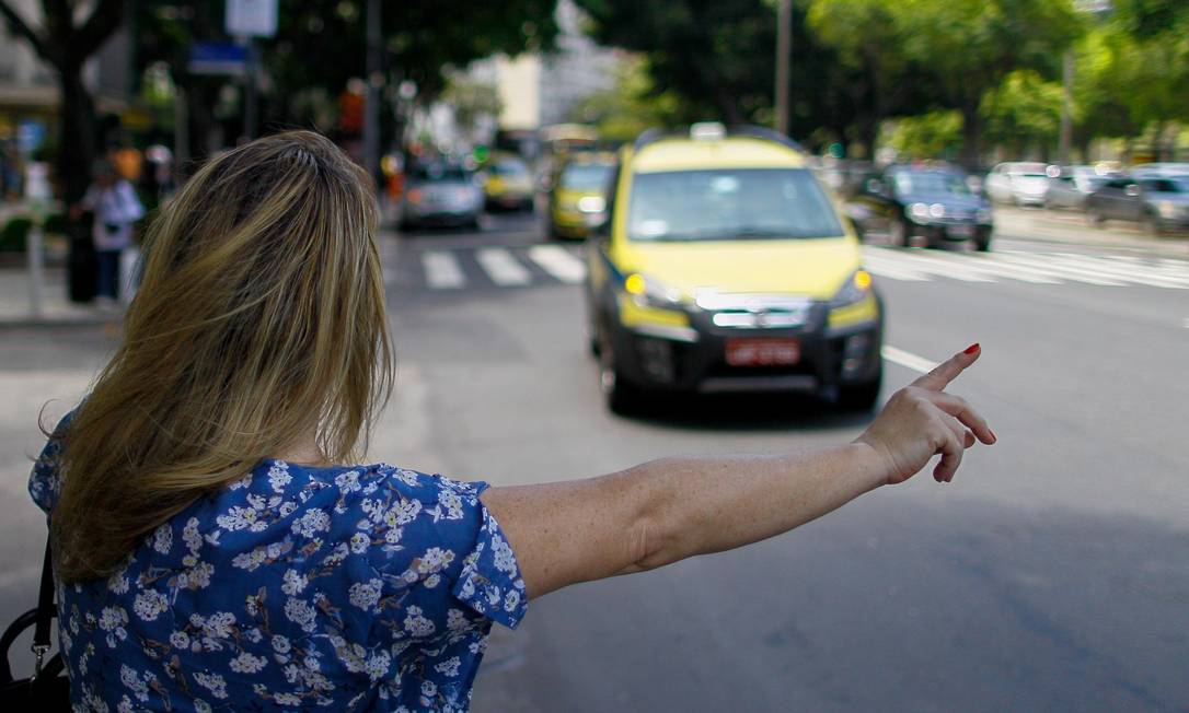 Motoristas De Táxi Reincidentes Farão Curso De Reciclagem Jornal O Globo 