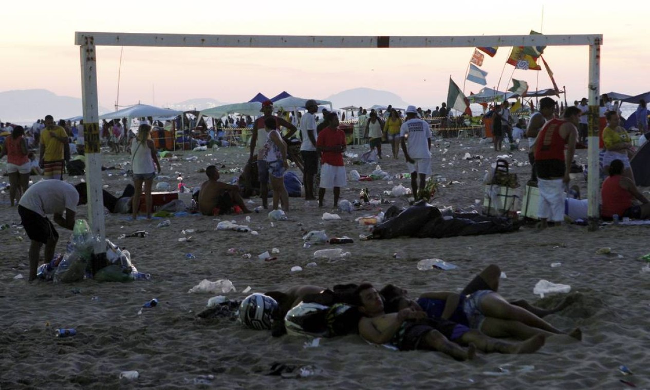 Lixo Zero já surte efeito em Copacabana - Jornal O Globo