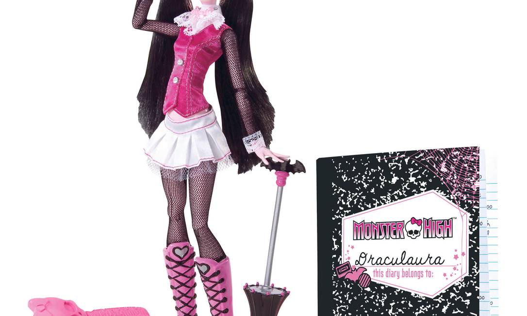 Preços baixos em Vestido sem marca Monster High sem Roupas e Acessórios de Bonecas  antigas