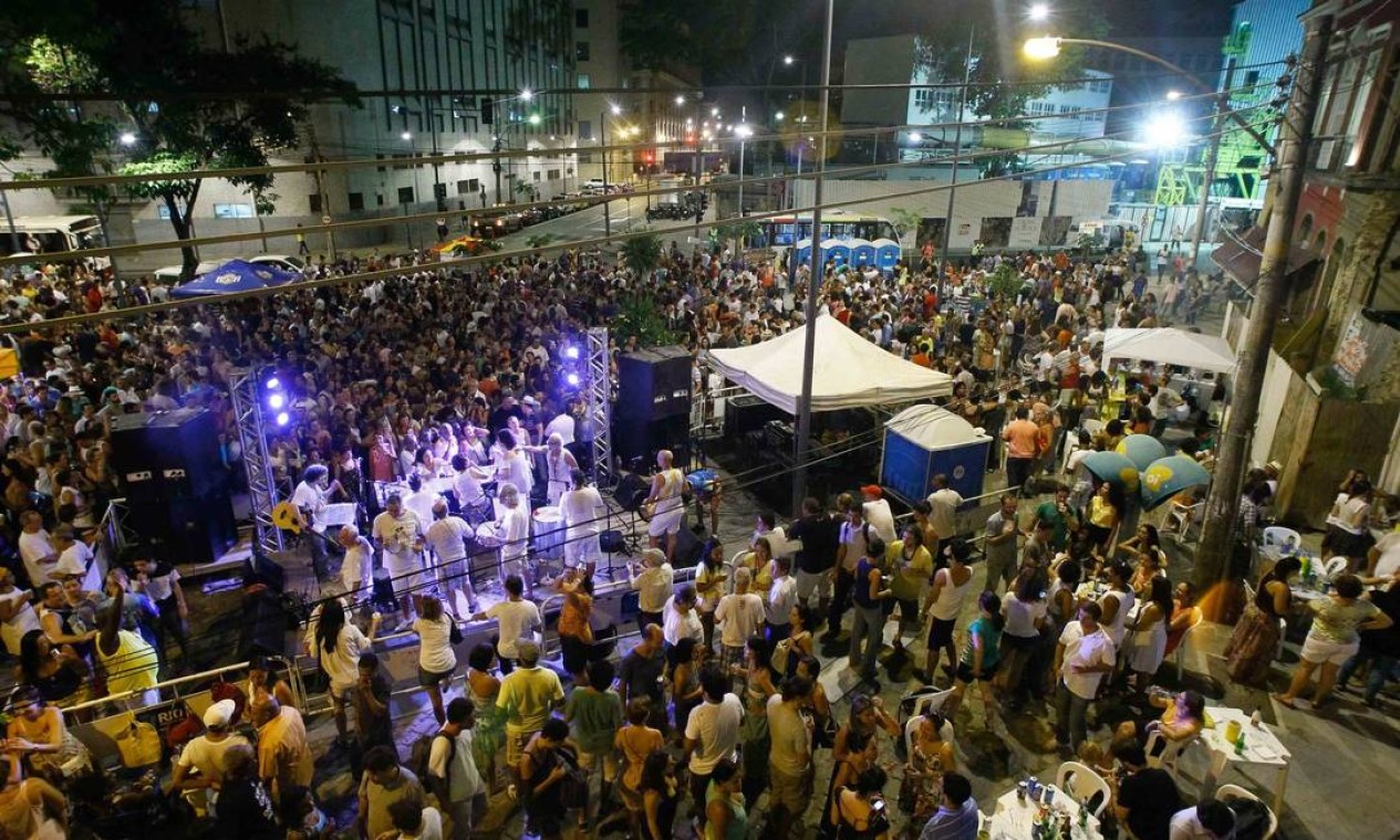 Largo de São Francisco da Prainha tem festa de reveillon tardio