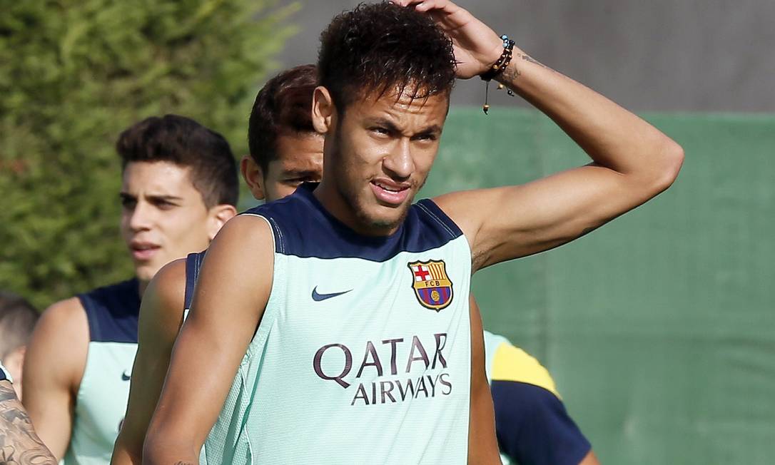 Barcelona espera contrar com Neymar para jogo contra o Manchester City Foto: Gustau Nacarino / Reuters