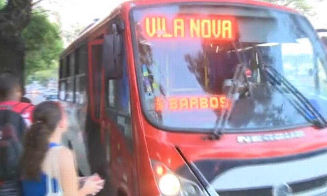 
Poucos ônibus estão circulando em Porto Alegre por causa da greve
Foto: Reprodução/TV Globo