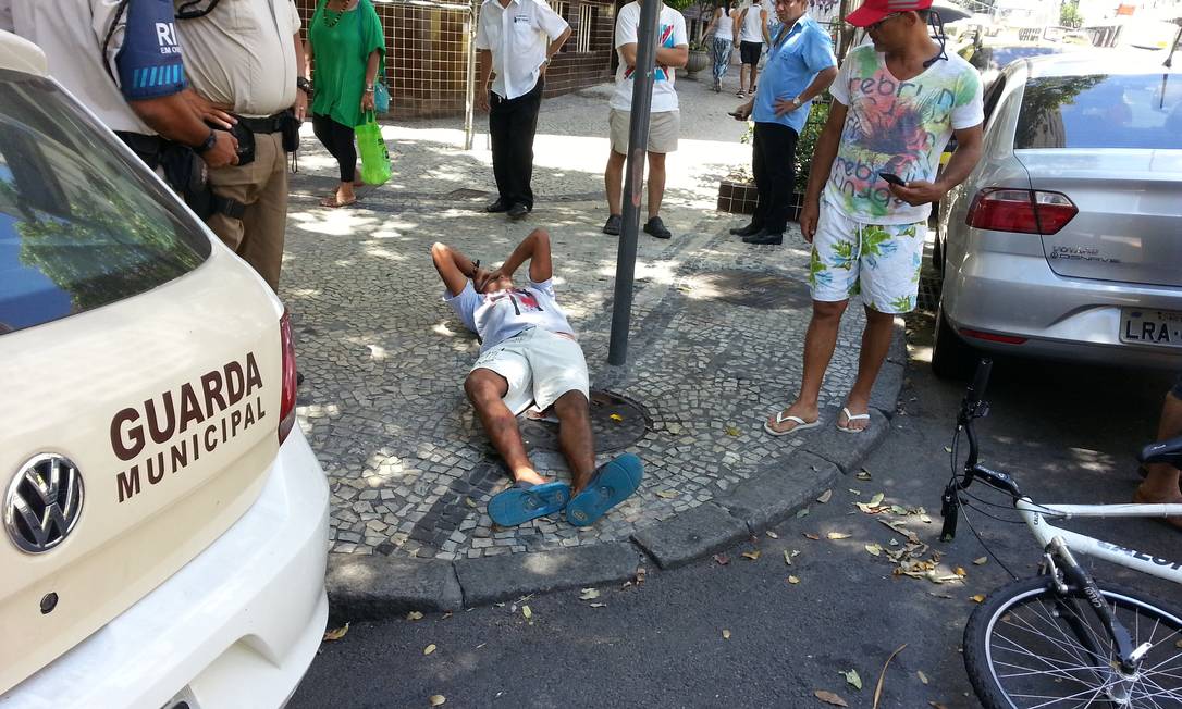 Homem é Baleado Depois De Tentar Assaltar Motorista Em Copacabana Jornal O Globo 8727